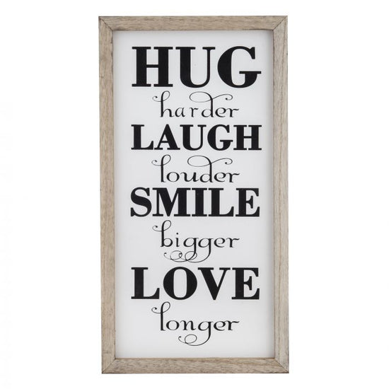 Hugs & Love Wall Decor